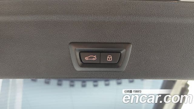 BMW X6 2023 — Photo 6/20