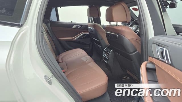 BMW X6 2023 — Photo 4/20