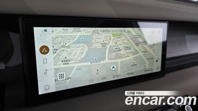Land Rover Defender 2024 — ფოტო 13/20