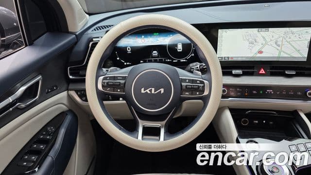 Kia Sportage 2022 — ფოტო 13/20