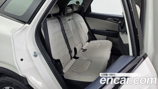 Kia Sportage 2022 — Şəkil 12/20