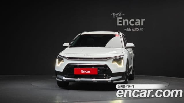 Kia Niro 2022 — ფოტო 3/20