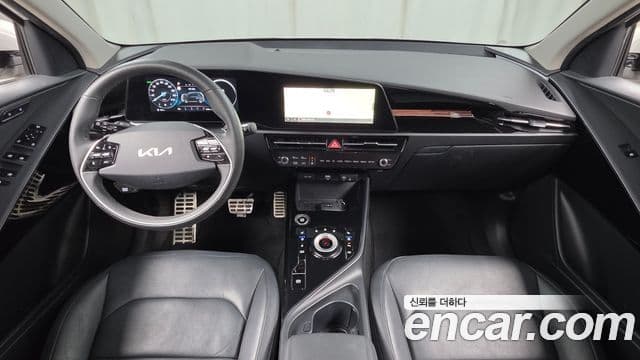 Kia Niro 2022 — ფოტო 7/20