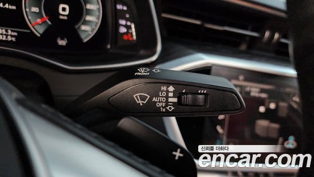 Audi A6 2021 — ფოტო 15/20