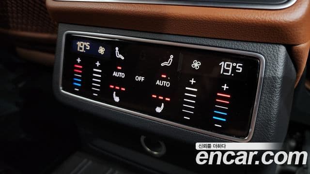Audi A6 2021 — ფოტო 19/20