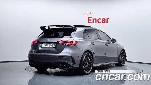 Mercedes-Benz A-Class 2023 — ფოტო 2/20