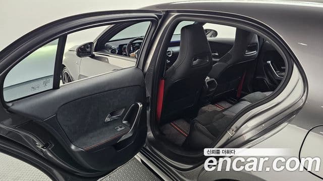 Mercedes-Benz A-Class 2023 — ფოტო 12/20