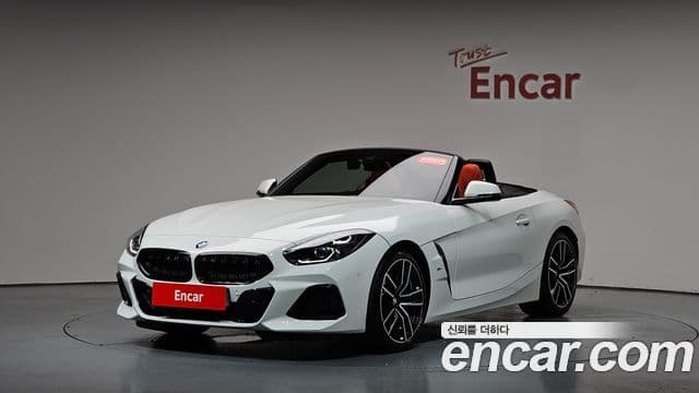 BMW Z4 2025 — Фото 11/20