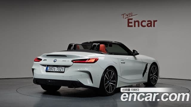BMW Z4 2025 — Фото 2/20