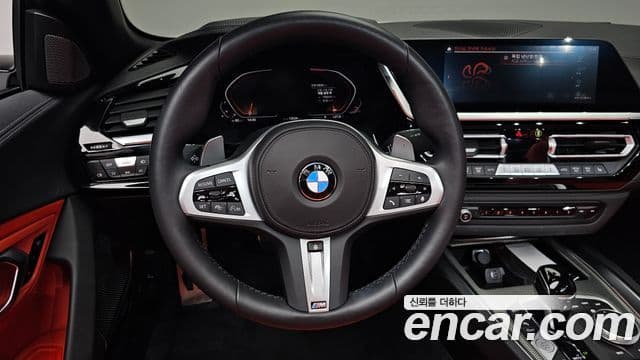 BMW Z4 2025 — Фото 12/20