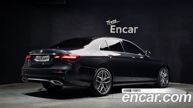 Mercedes-Benz E-Class 2021 — Şəkil 2/20