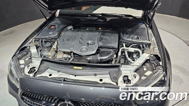 Mercedes-Benz E-Class 2021 — фото 6 из 20