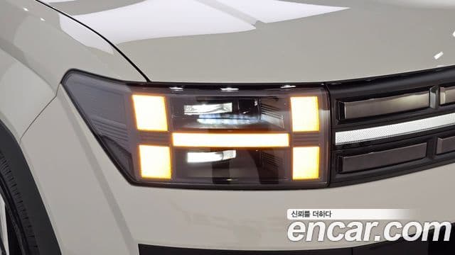 Hyundai Santa Fe 2025 — Photo 5/31