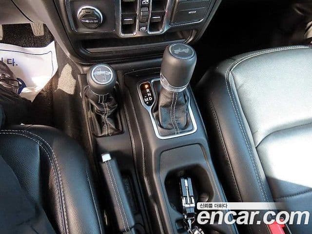 Jeep Wrangler 2023 — Photo 18/18