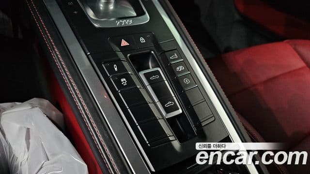 Porsche 718 Boxster 2019 — ფოტო 14/20
