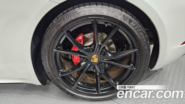 Porsche 718 Boxster 2019 — Photo 8/30