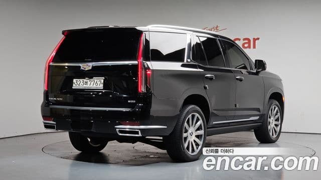 Cadillac Escalade 2022 — Photo 16/45