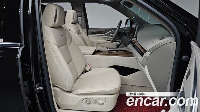 Cadillac Escalade 2022 — Photo 7/45