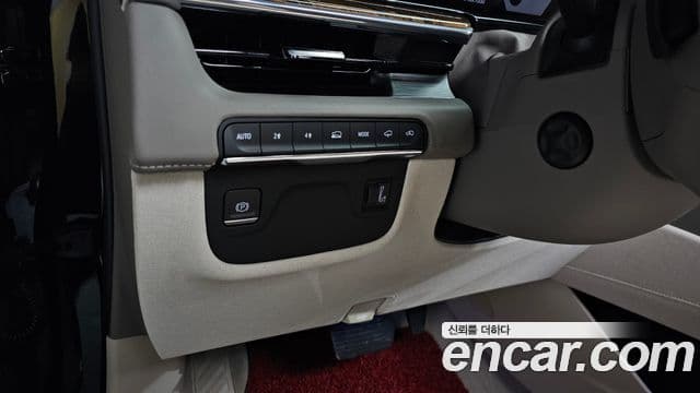 Cadillac Escalade 2022 — Photo 2/45