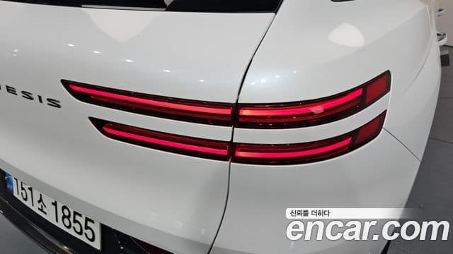 Genesis GV70 2024 — Photo 32/33