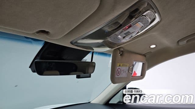 Genesis GV70 2024 — Photo 20/33