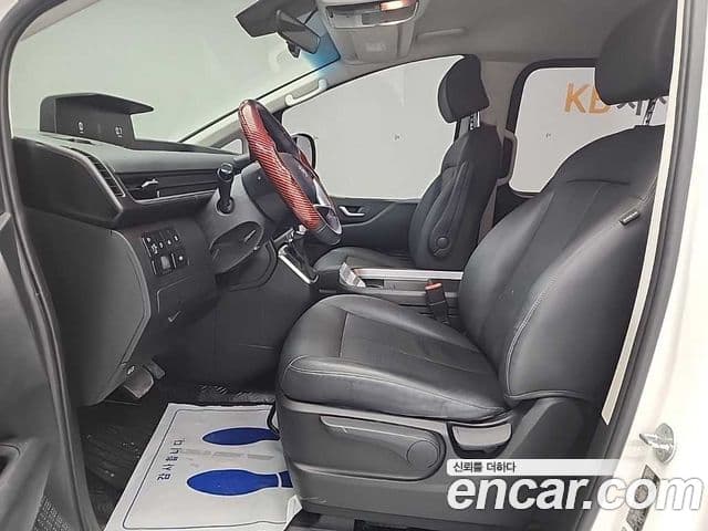 Hyundai Staria 2023 — Şəkil 10/20