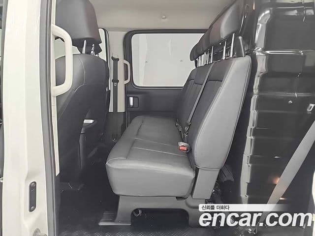 Hyundai Staria 2023 — Şəkil 11/20