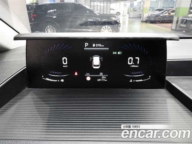 Hyundai Staria 2022 — ფოტო 15/20