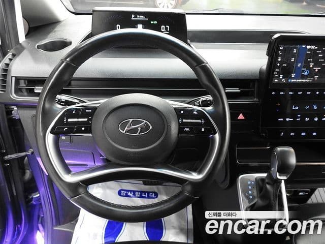 Hyundai Staria 2022 — ფოტო 18/20