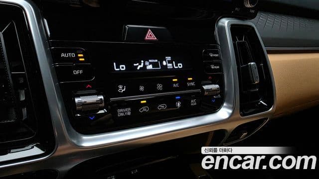 Kia Sorento 2020 — Şəkil 17/20
