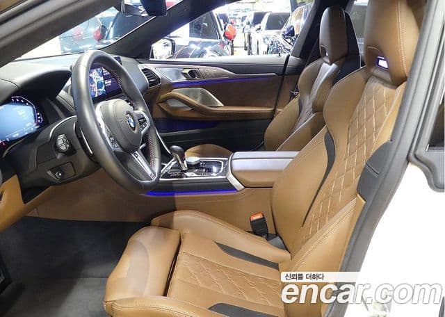 BMW M8 2025 — Photo 20/20