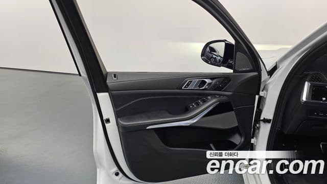 BMW X5 2025 — Photo 6/39