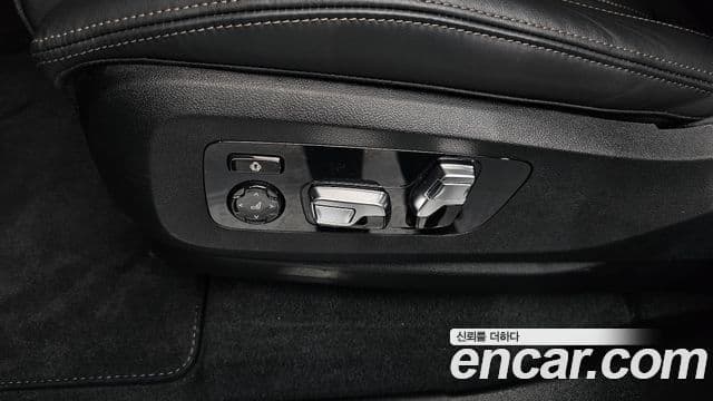 BMW X5 2025 — Photo 19/39