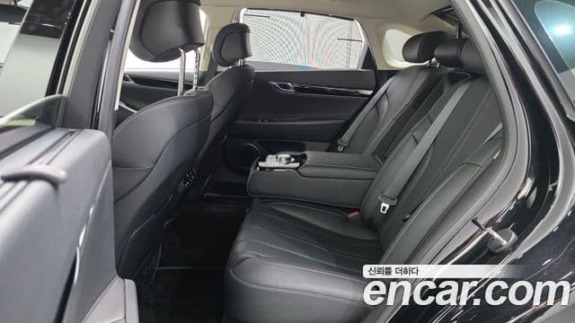 Genesis Electrified G80 2022 — Şəkil 12/20