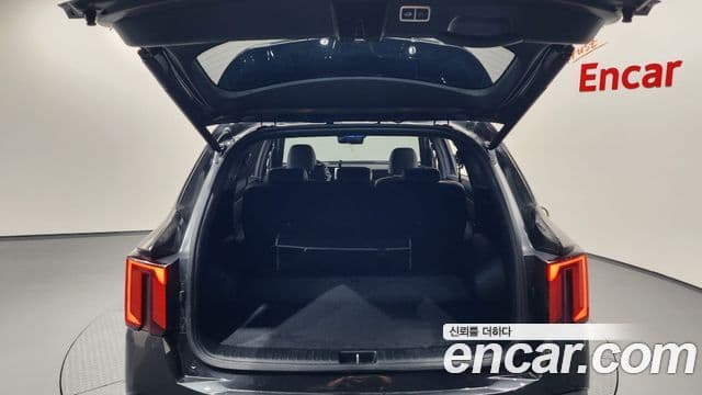Kia Sorento 2024 — ფოტო 19/20