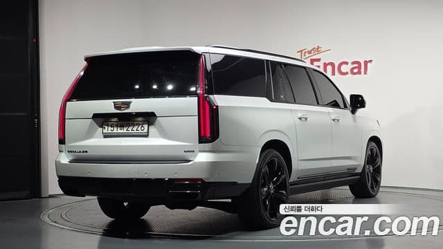 Cadillac Escalade 2025 — Şəkil 2/20