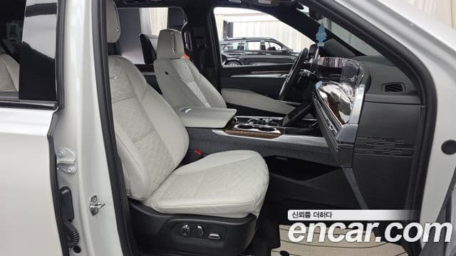 Cadillac Escalade 2025 — Şəkil 11/20