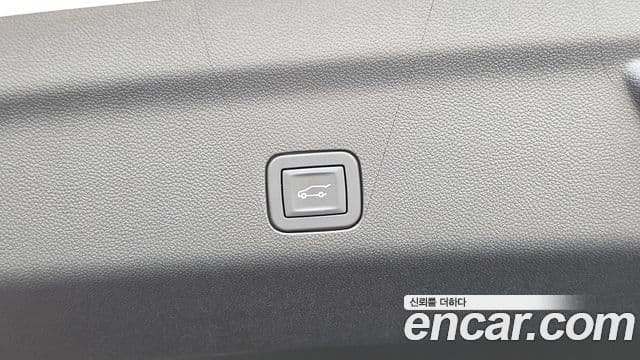 Cadillac Escalade 2025 — Şəkil 23/37
