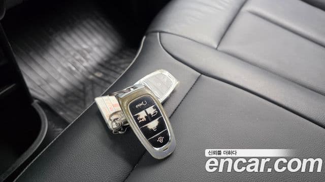 Hyundai Staria 2021 — Şəkil 16/20