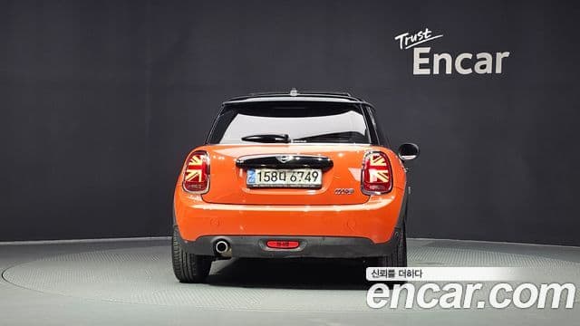 Mini Cooper 2021 — Şəkil 32/32