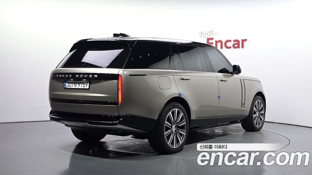 Land Rover Range Rover 2024 — ფოტო 2/20