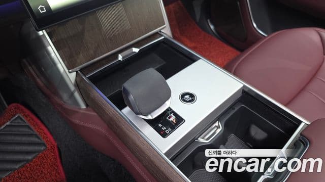 Land Rover Range Rover 2024 — ფოტო 9/20