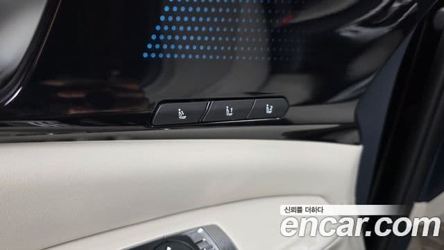 Kia Carnival 2024 — Photo 18/36