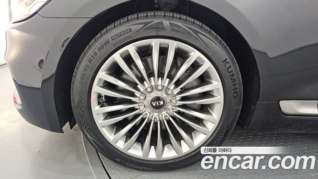 Kia The K9 2019 — ფოტო 5/20