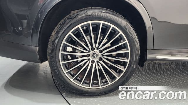 Mercedes-Benz GLC-Class 2025 — Photo 14/35