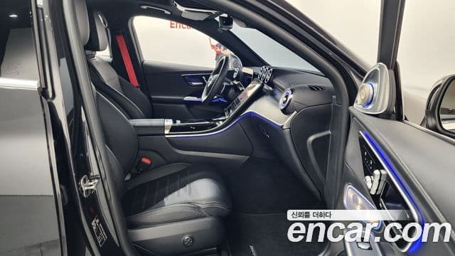 Mercedes-Benz GLC-Class 2025 — Photo 8/35