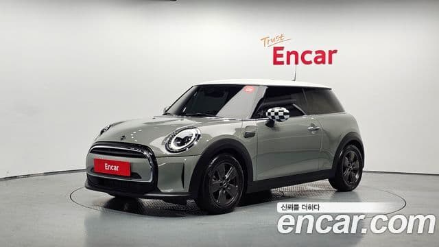 Mini Cooper 2021 — Photo 22/30