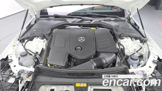 Mercedes-Benz C-Class 2025 — Şəkil 6/20