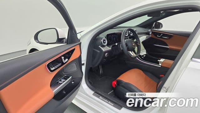 Mercedes-Benz C-Class 2025 — Şəkil 10/20