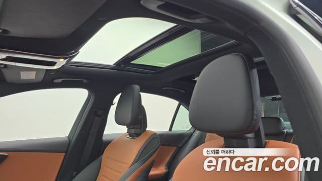 Mercedes-Benz C-Class 2025 — Şəkil 16/20
